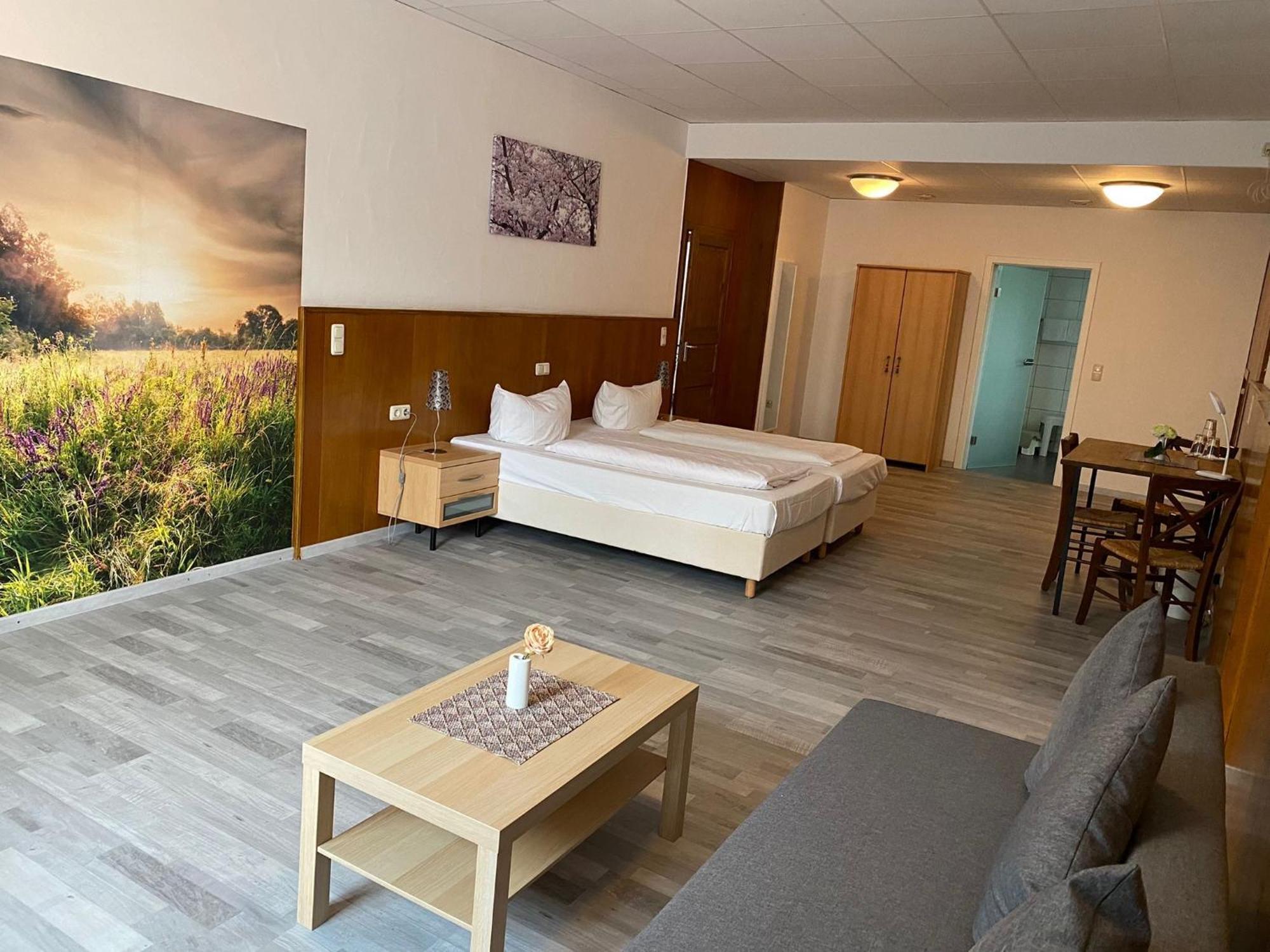 Hotel Sonne - Haus 2 イトシュタイン エクステリア 写真