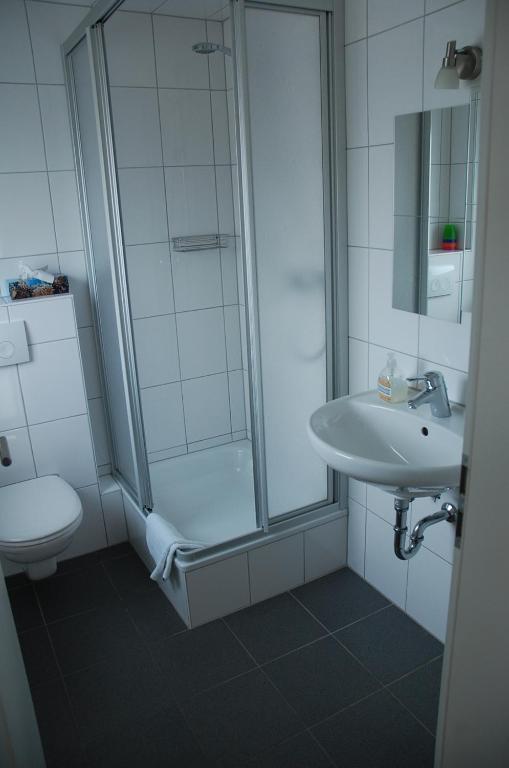 Hotel Sonne - Haus 2 イトシュタイン 部屋 写真